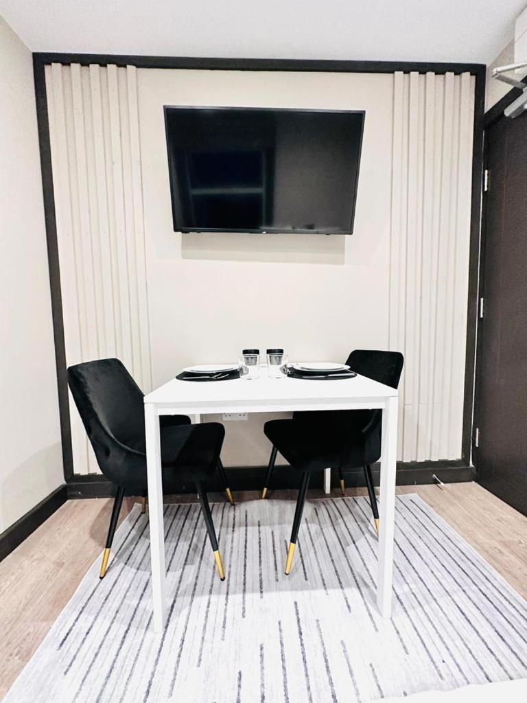 London 1 Central Studio Like A Hotel Room Exterior foto